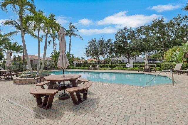 8596 SOUTHWIND BAY CIRCLE, Fort Myers, FL 33908