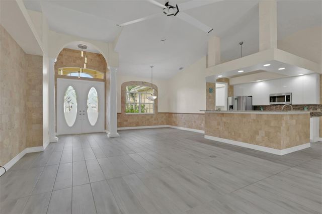 8596 SOUTHWIND BAY CIRCLE, Fort Myers, FL 33908