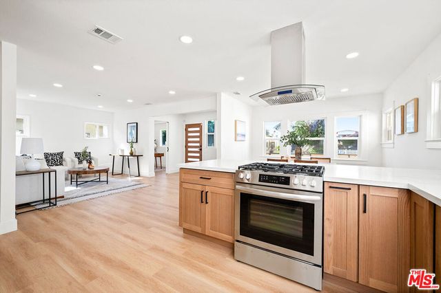 1552 W Vernon Avenue 2, Los Angeles, CA 90062