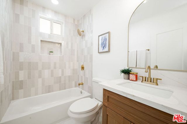 1552 W Vernon Avenue 2, Los Angeles, CA 90062