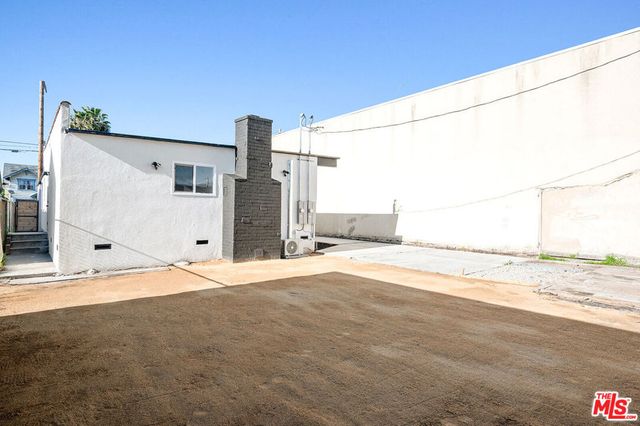 1552 W Vernon Avenue 2, Los Angeles, CA 90062