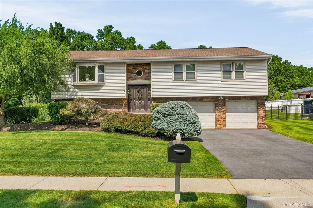80 Decker Drive, Washingtonville, NY 10992 — exterior