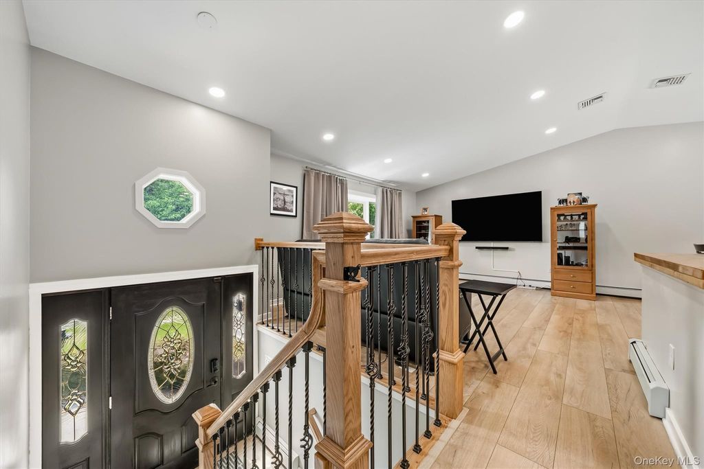 80 Decker Drive, Washingtonville, NY 10992 — photo 3