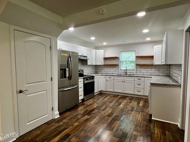 437 Turner Road, Bluff City, TN 37618