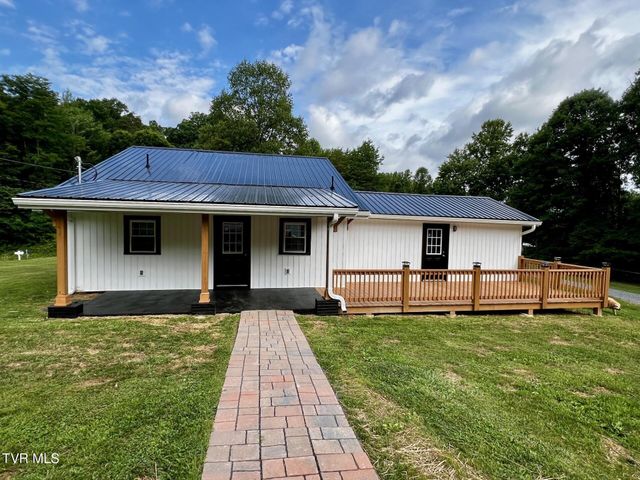 437 Turner Road, Bluff City, TN 37618
