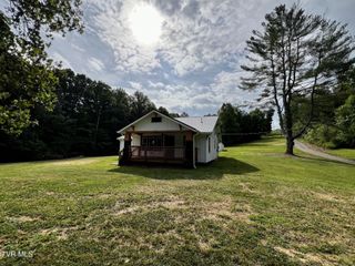 437 Turner Road, Bluff City, TN 37618