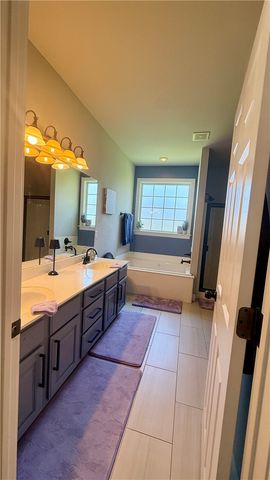 5706 Stoney Creek Drive, Rogers, AR 72758