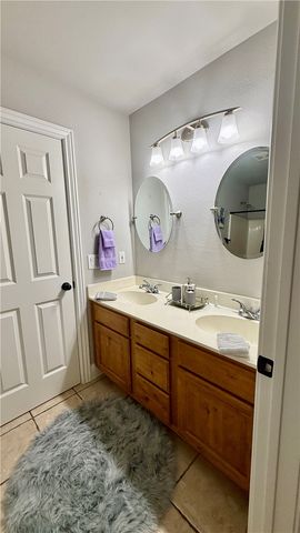 5706 Stoney Creek Drive, Rogers, AR 72758