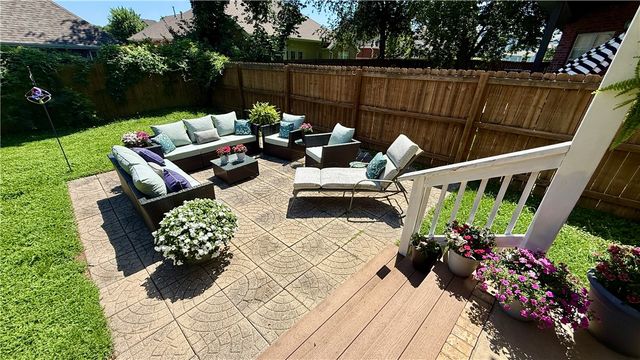 5706 Stoney Creek Drive, Rogers, AR 72758