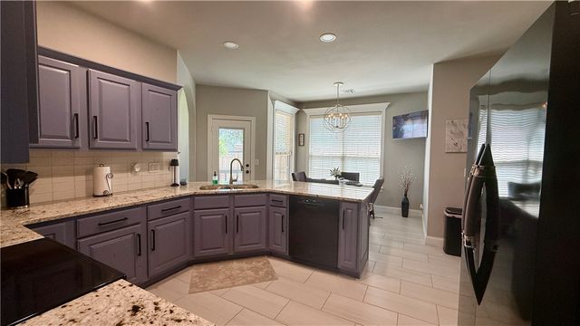 5706 Stoney Creek Drive, Rogers, AR 72758