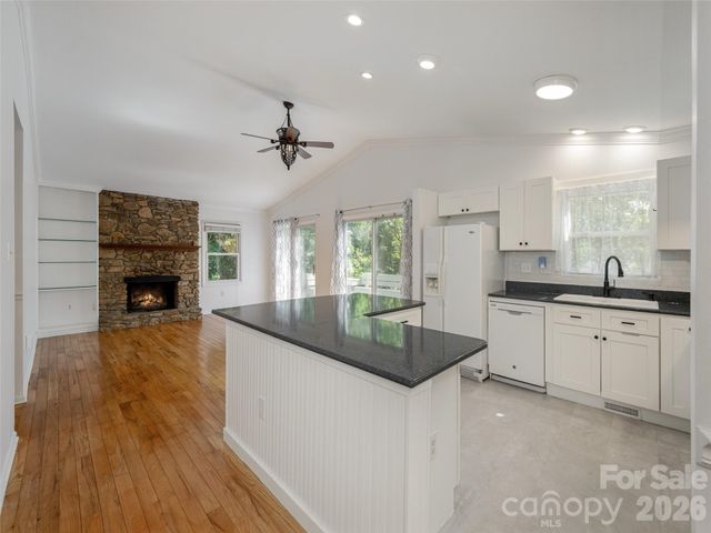 40 Fieldcrest Road, Arden, NC 28704