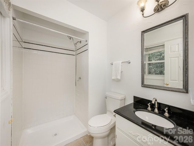 40 Fieldcrest Road, Arden, NC 28704