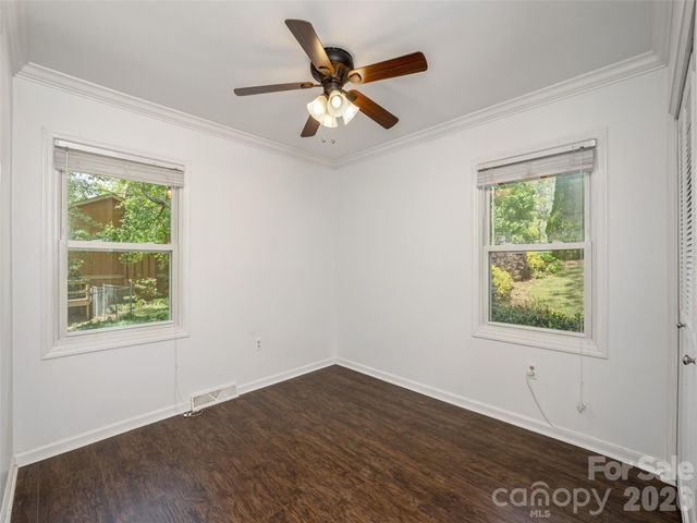 40 Fieldcrest Road, Arden, NC 28704