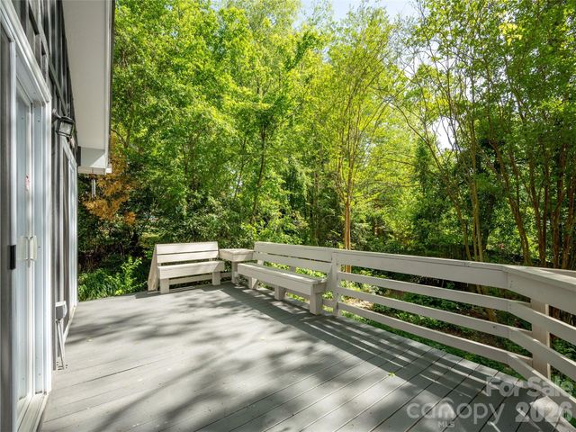 40 Fieldcrest Road, Arden, NC 28704