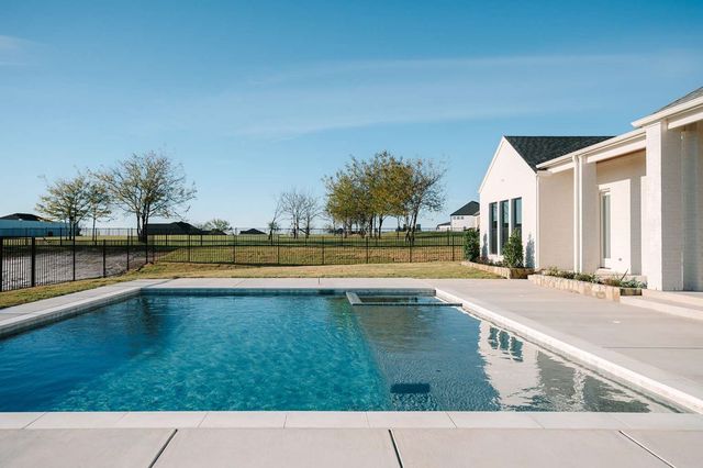 12512 Bella Quinn Drive, Fort Worth, TX 76126