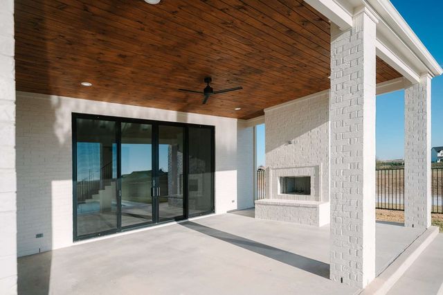 12512 Bella Quinn Drive, Fort Worth, TX 76126