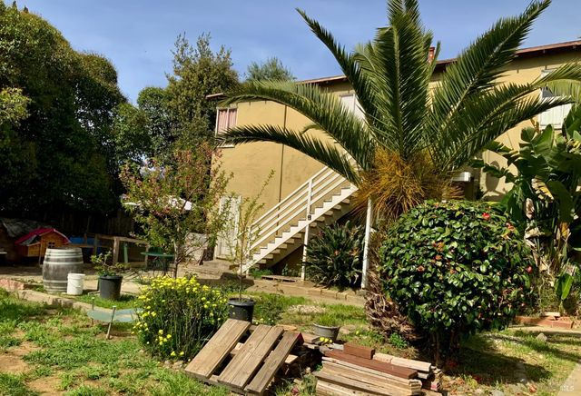 105 Laguna St, Vallejo, CA 94591