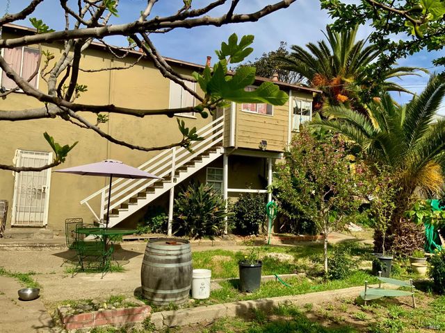 105 Laguna St, Vallejo, CA 94591