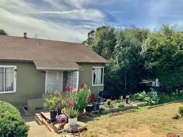 105 Laguna St, Vallejo, CA 94591