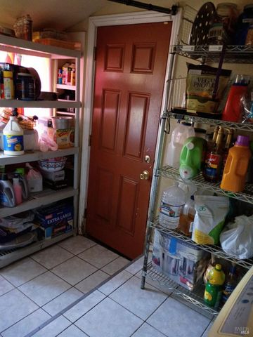 105 Laguna St, Vallejo, CA 94591