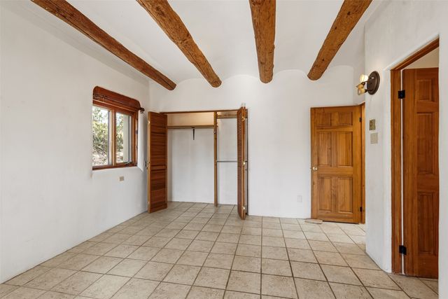 21B Sudeste Place, Santa Fe, NM 87508