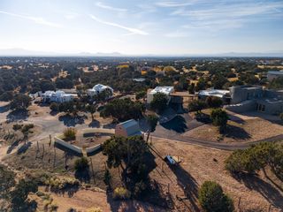 21B Sudeste Place, Santa Fe, NM 87508