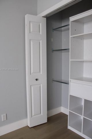 210 Lakeview Dr 306, Weston, FL 33326