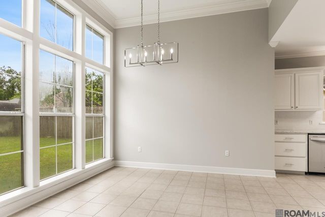 17222 Sweet Olive Ave, Baton Rouge, LA 70817