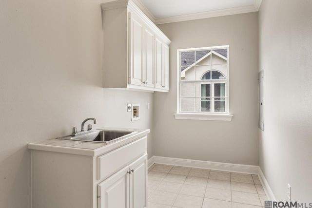 17222 Sweet Olive Ave, Baton Rouge, LA 70817