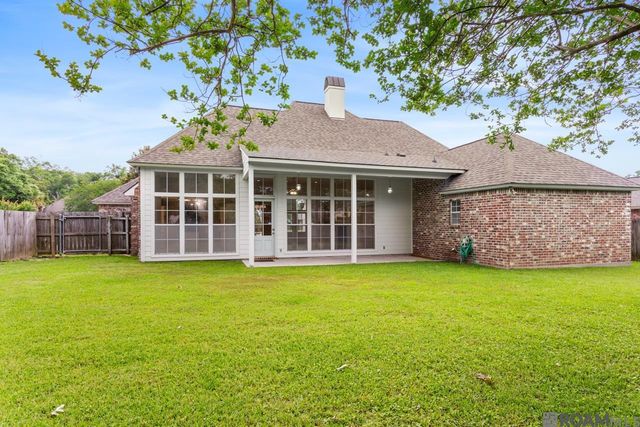 17222 Sweet Olive Ave, Baton Rouge, LA 70817