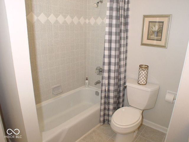 34 Riverview Court, Greenfield, IN 46140