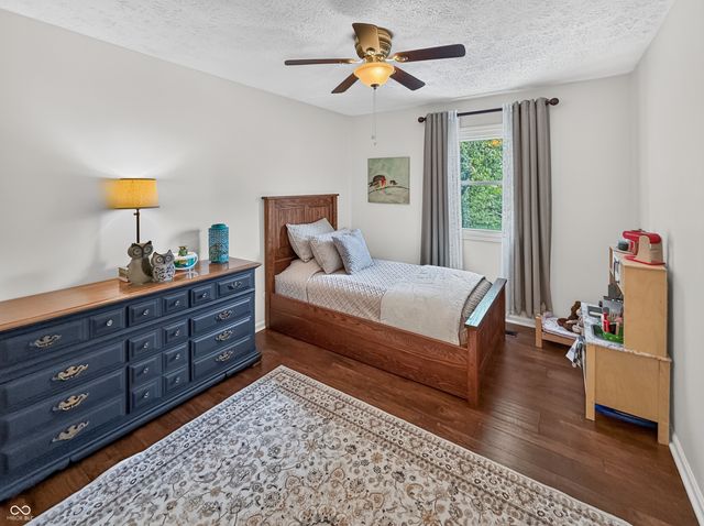 34 Riverview Court, Greenfield, IN 46140