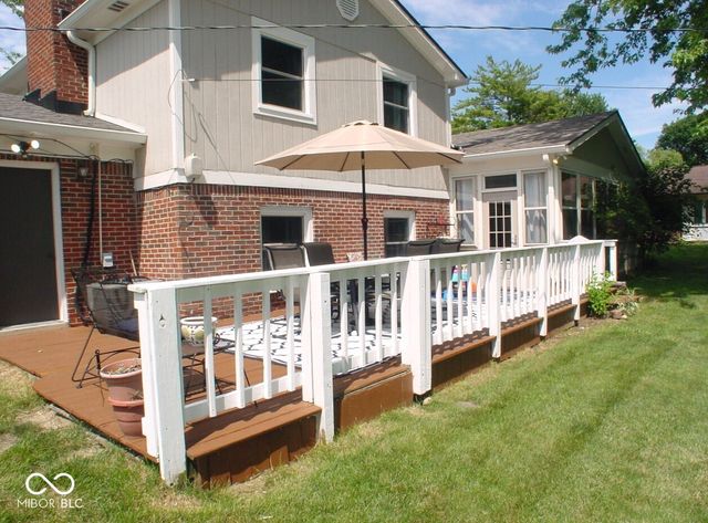 34 Riverview Court, Greenfield, IN 46140