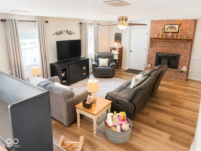 34 Riverview Court, Greenfield, IN 46140