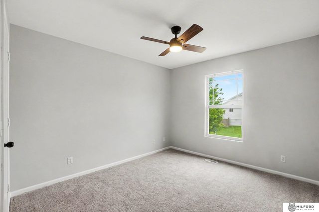 8742 Read Street, Omaha, NE 68122