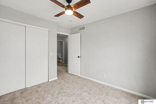 8742 Read Street, Omaha, NE 68122