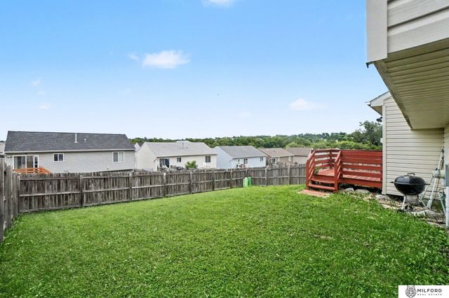 8742 Read Street, Omaha, NE 68122