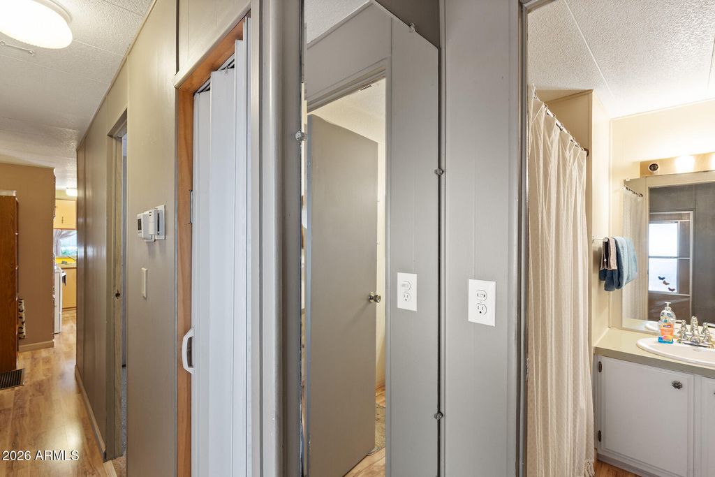 Image 18 of property listing at 10540 E APACHE Trail 151, Apache Junction, AZ 85120