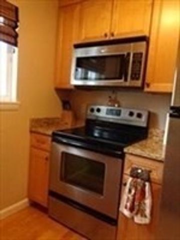 3 Adam St 9, Easton, MA 02375