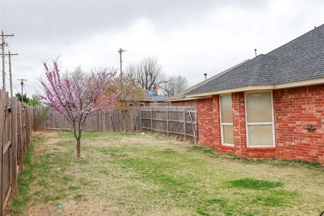 10936 NW 37th Street, Yukon, OK 73099