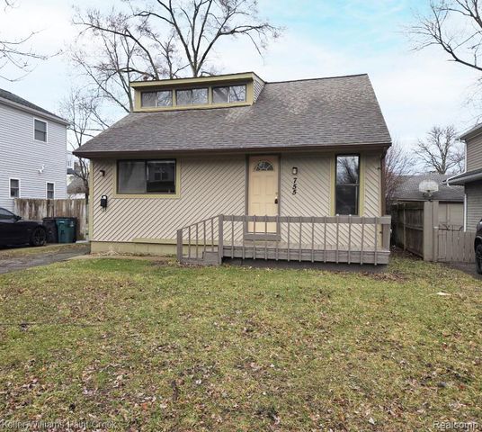 755 Emmons Avenue, Birmingham, MI 48009
