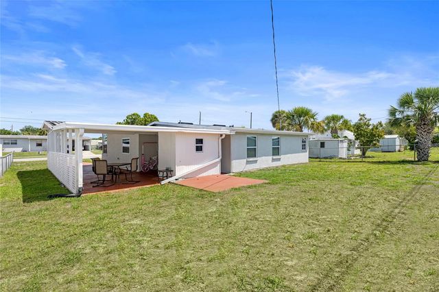 8725 AERO AVENUE, North Port, FL 34287