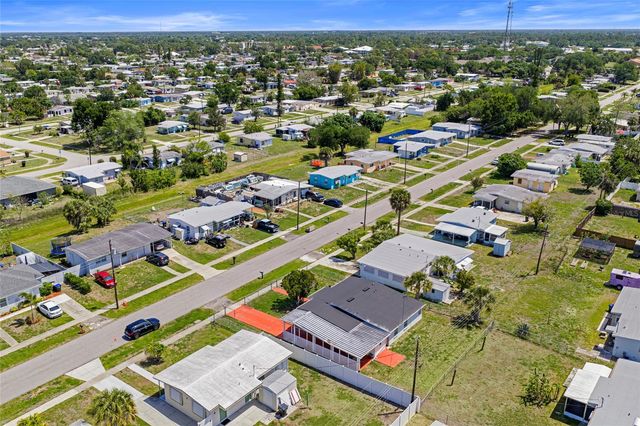 8725 AERO AVENUE, North Port, FL 34287