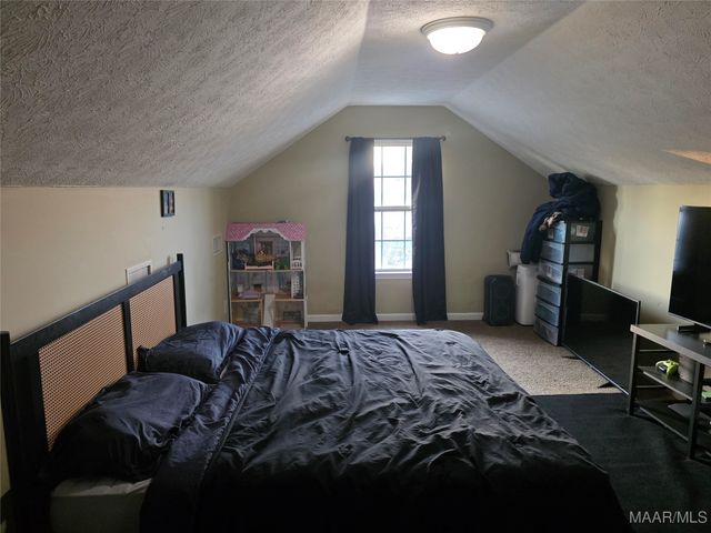 820 Dunvegan Drive, Prattville, AL 36067