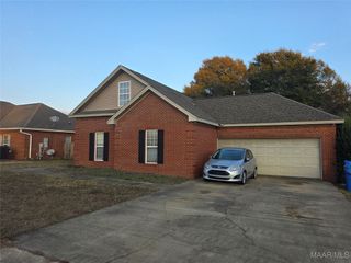 820 Dunvegan Drive, Prattville, AL 36067