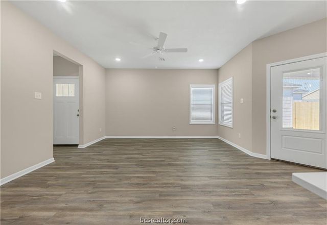 1249 Storm Row, Bryan, TX 77808