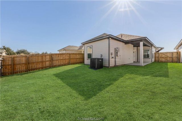 1249 Storm Row, Bryan, TX 77808