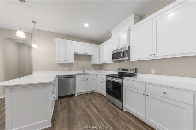 1249 Storm Row, Bryan, TX 77808