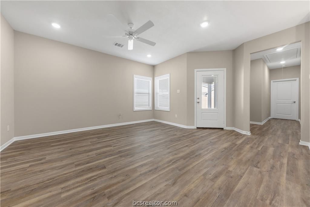 1249 Storm Row, Bryan, TX 77808 — photo 4