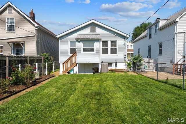 5336 West Avenue, St Louis, MO 63116